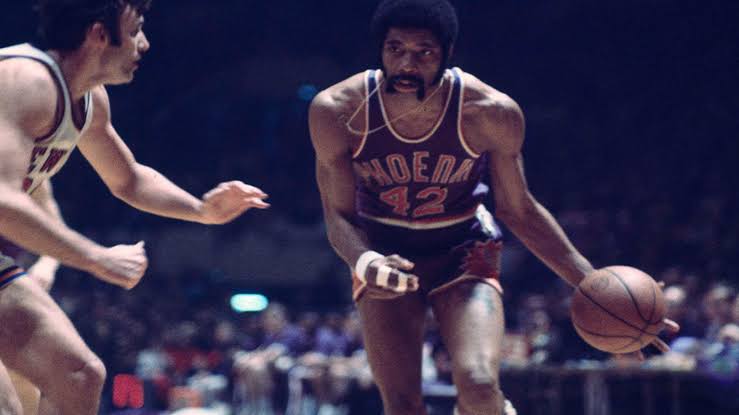Connie Hawkins portrait
