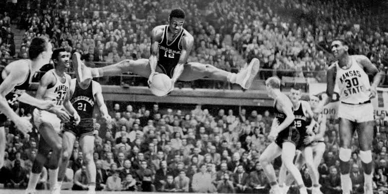 Oscar Robertson portrait